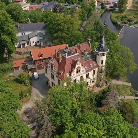 Отель Schloss Gattersburg Гримма Экстерьер фото